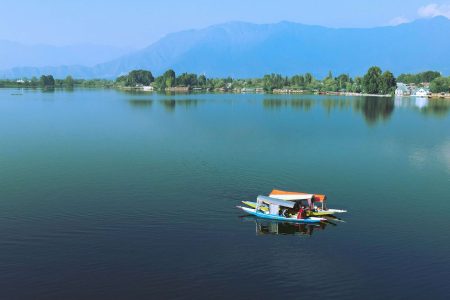 Romantic escape to Kashmir